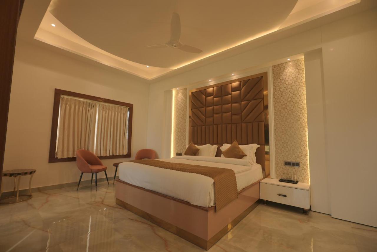Golden Stone Resorts Aligarh Exterior photo